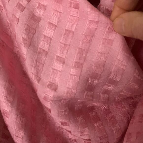 Scarf, pink rectangular with fringes, alternating shiny squares, size 78x22 - Picture 3 of 6